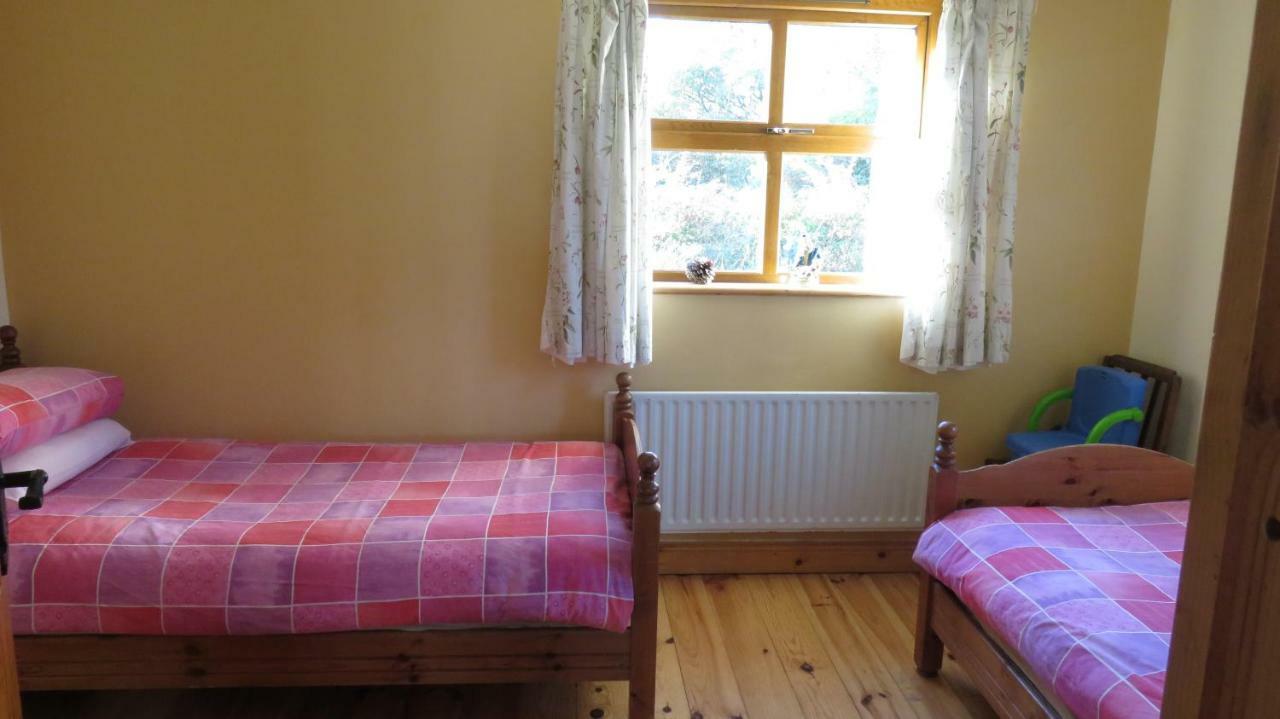 Heatherhill Farm Cottage In Letterfrack Beside Connemara National Park Dış mekan fotoğraf